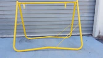 Yellow Swing Stand 900