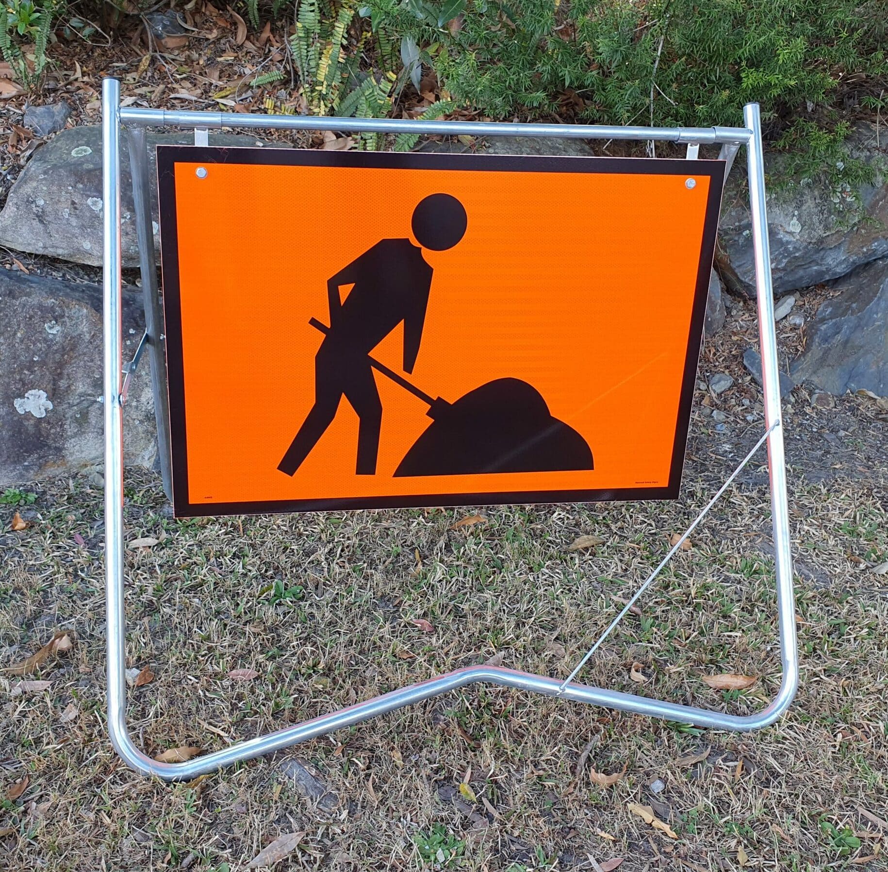 Workmen Ahead Sign and Gal Stand 900 x 600 A4009