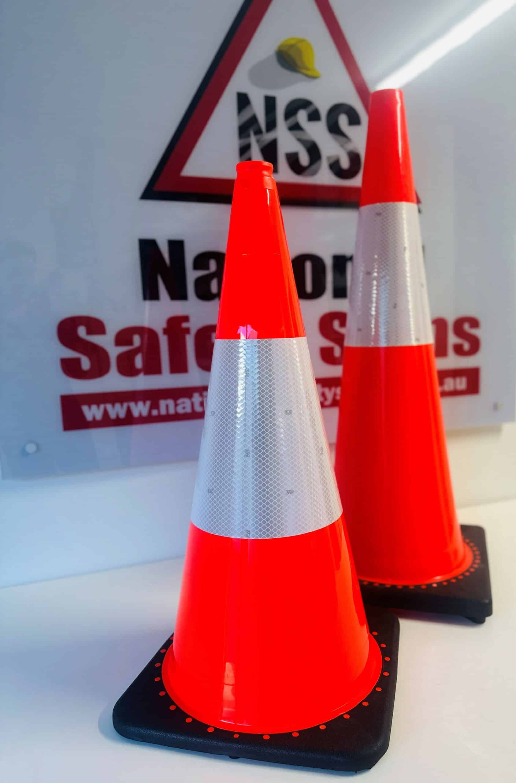 QLD Specs Reflective Traffic Cone A40321