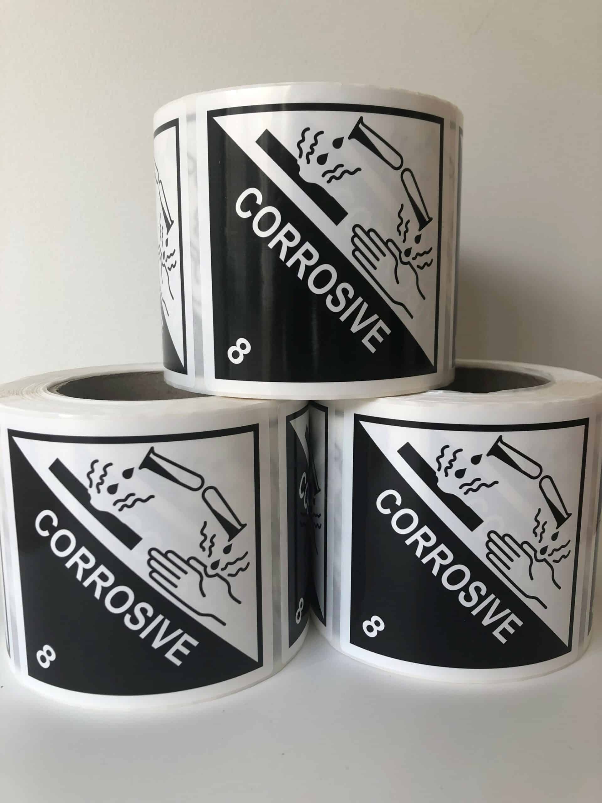 Corrosive class 8 - 500 labels per roll H15193