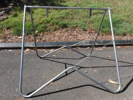 Sign Swing Stand 900 x 600